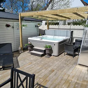Tg Oasis Oergryte & Rum Gothenburg