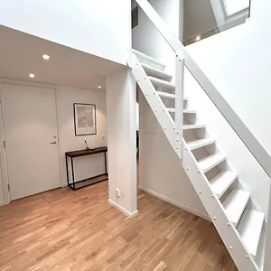 Elegant In The Heart Of The Gothenburg