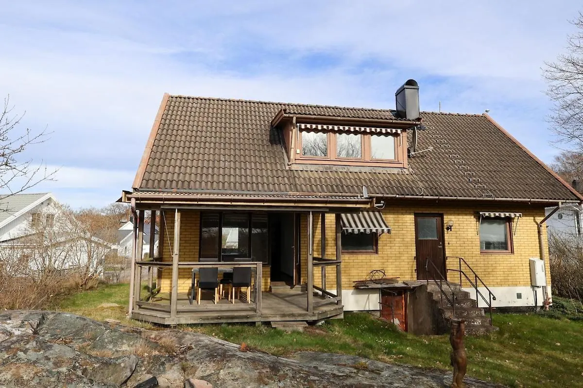 Workers House Near Volvo Villa Gothenburg